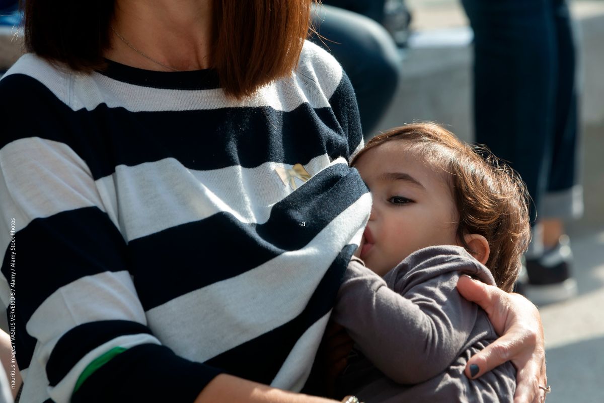 Stillen: Am besten 12 Monate lang